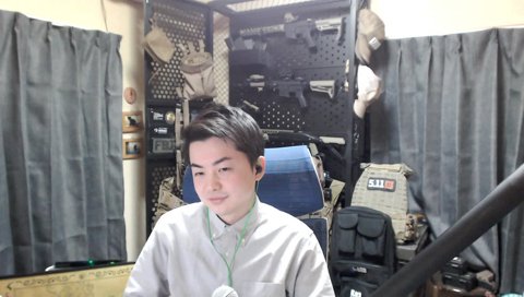 ぺこーらグッズに3万使ったヤマ