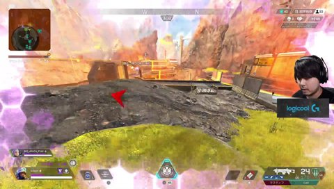 足を滑らせるおじさん