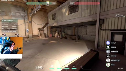 役者を騙す演技をする５人