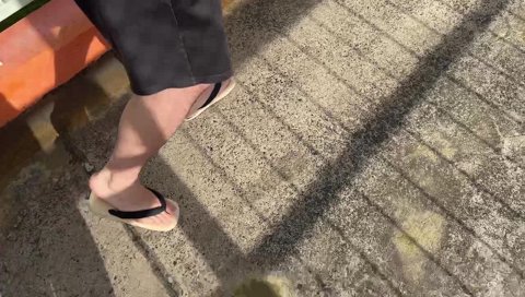 しんじの2万のサンダル