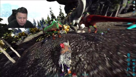 みみたやの股下でイキかけるお〇んぽぽ