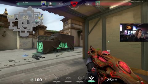 「銃構えて！銃構えて！」