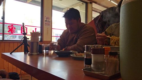 人集める配信者になりたきゃ朝釣りして山岡家行け