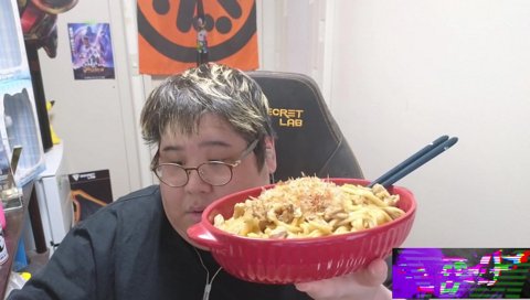 事件性を感じる焼きうどんを実食！