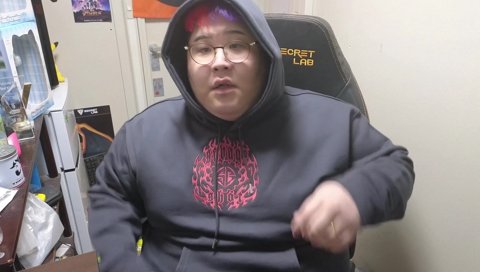 ギーアのパーカー