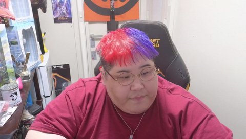 人として軽蔑してます