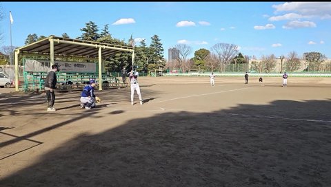 よしき下投げで暴投エラー