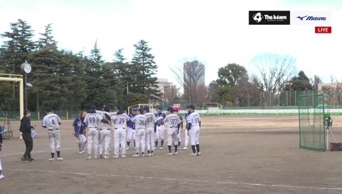 全治三週間の男