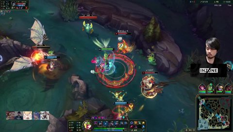 自らの技で倒れるメル