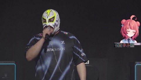 はなびを煽るファン太