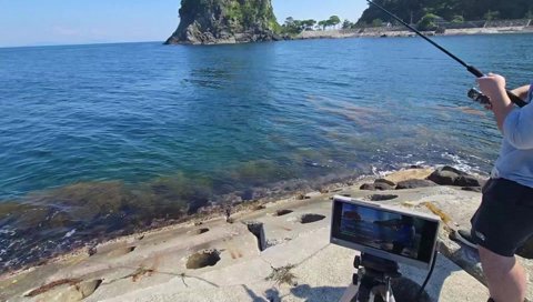 観光客にまざーの醜態を撮られるww