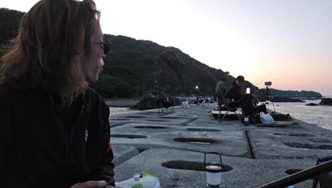 フナムシ、おっ始める