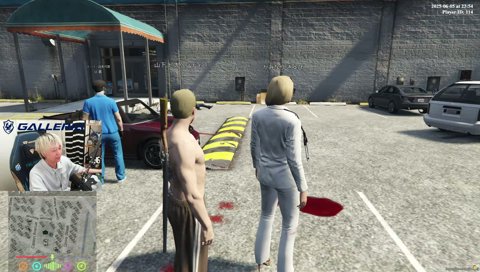 ヤンキー座りのギャル救急隊員