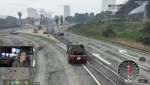 ハネられるｶﾜｸﾗ