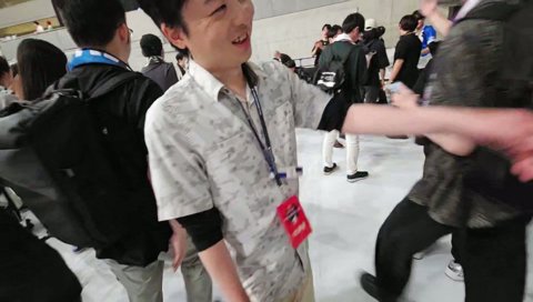 レッドブル売りのスタンミ