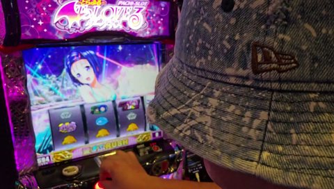 ナニかを連打するまざー