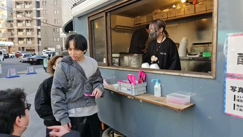 釈迦登場　消える配信