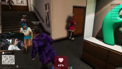 警察襲来を撃退する綾波レイ