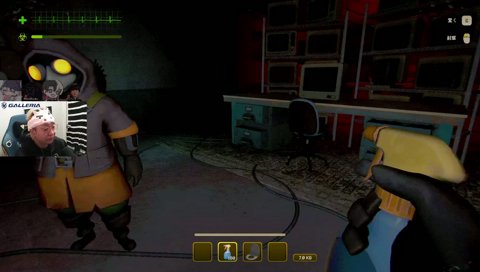 猫じゃらしで遊ばれるおじさん かるてっちょでミメシス