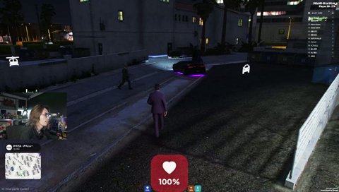 新郎の方が神父っぽくない？