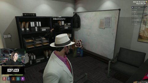 近付くな俺に！