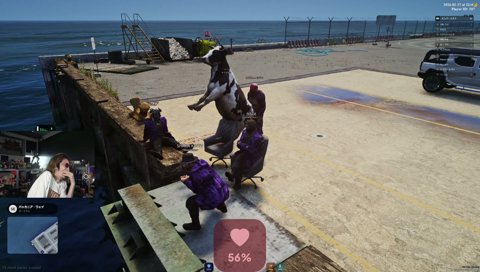 変形して会話の邪魔をする牛