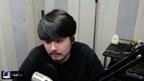 ジュース屋さん「カフェイン注入～！」