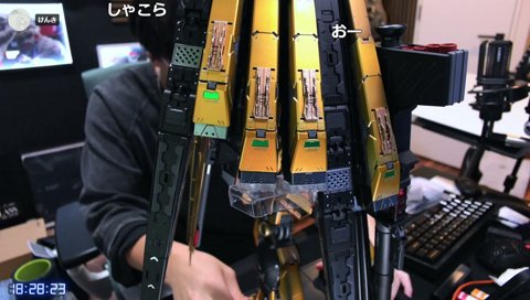 プラバン作 ゴールドνガンダム