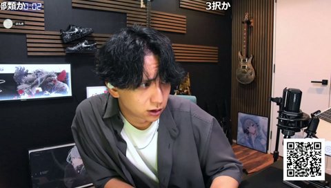 お腹一杯で欠伸するけんき