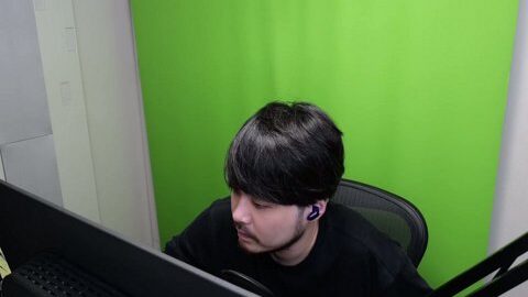 Thumb 0000000000 480x272 6235