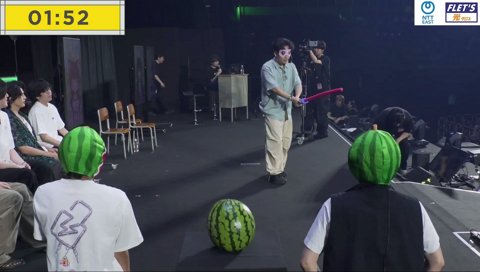 スタッフさんをしばくボド