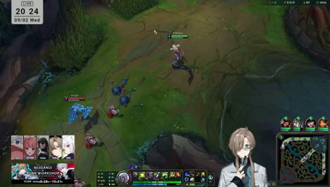 かなえの冷笑