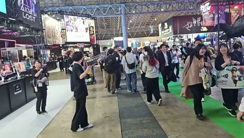 謎のｵﾀｸ