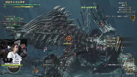 震える釈迦